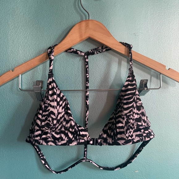 trendy bikini tops